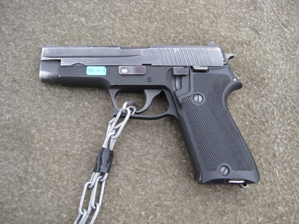 9mm拳銃