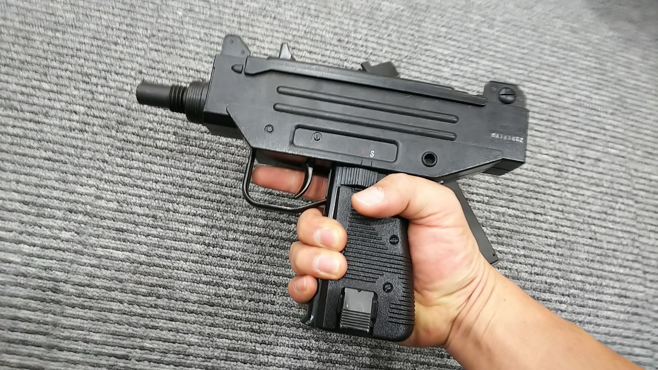 貴重品】Maruzen gas-gun 「UZI ウージーフルオートピストル(貴重品 